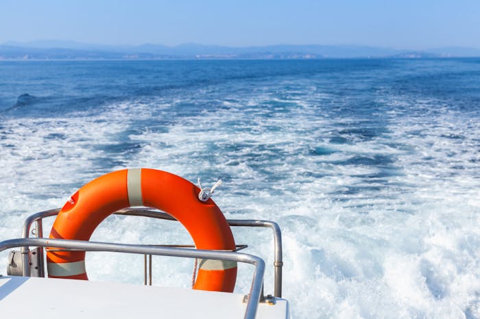 Image forBoat Emergency Basics: Tips for Navigating Stressful Situations on the Water